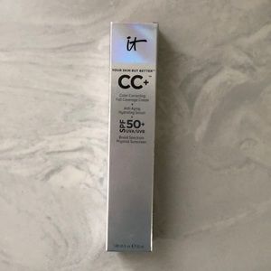 ⭐️PRICE DROP⭐️ NWT IT Cosmetics CC+ Cream